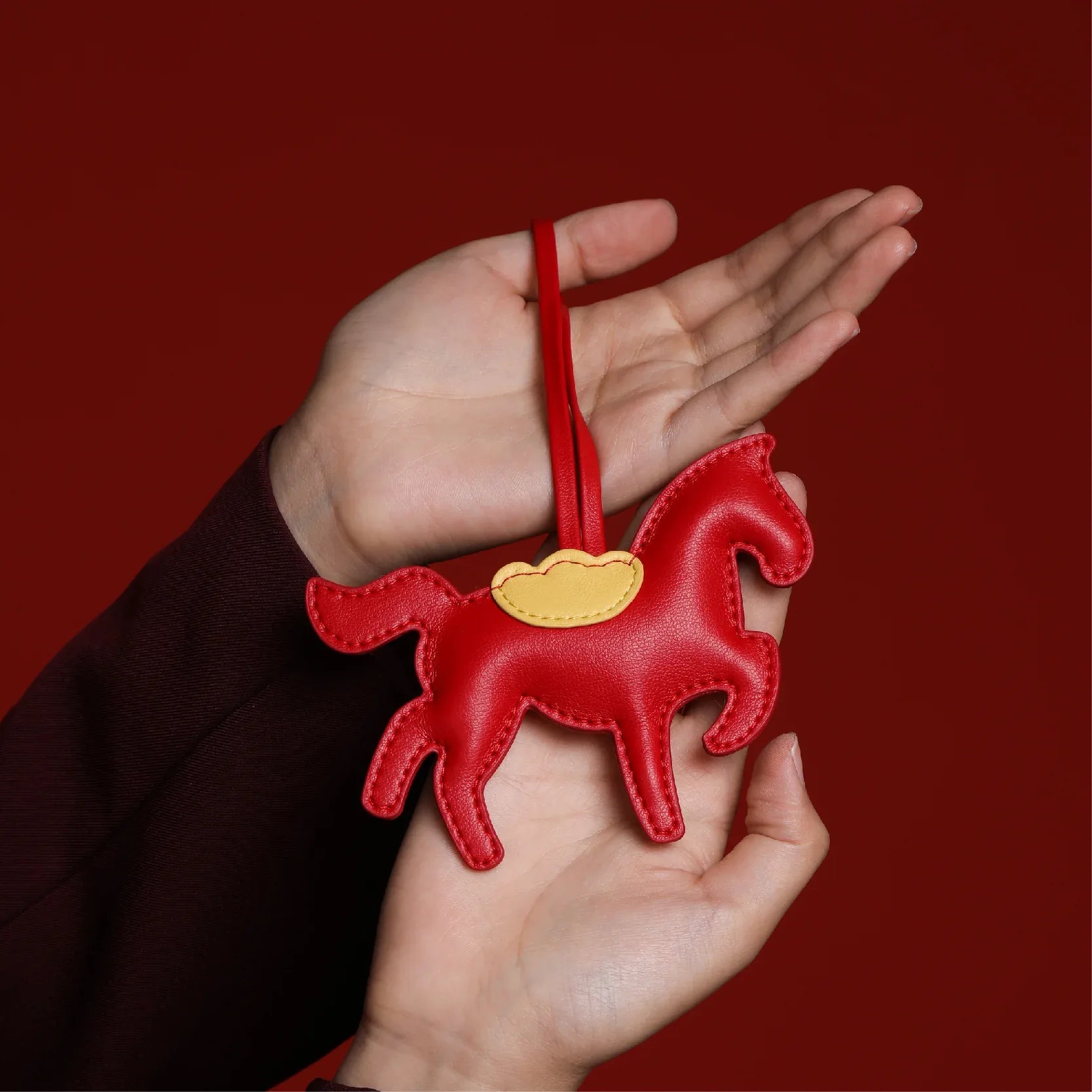 Mushroom Biobased Horse-Shaped Bag Charm - Mycelium Leather Horse Charm