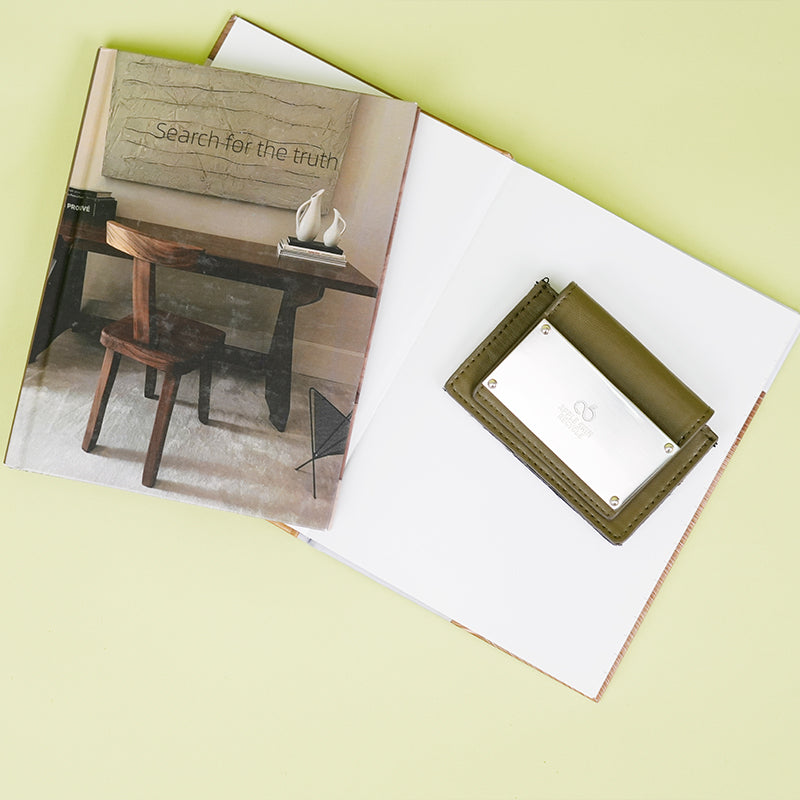 Apple Pomace Recycled Leather Card Holder